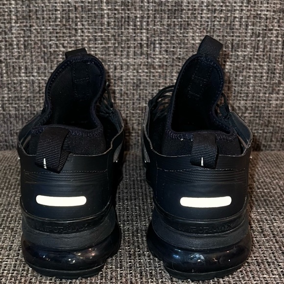 NIKE AIR VAPORMAX 21019 UTILITY - Picture 4 of 7